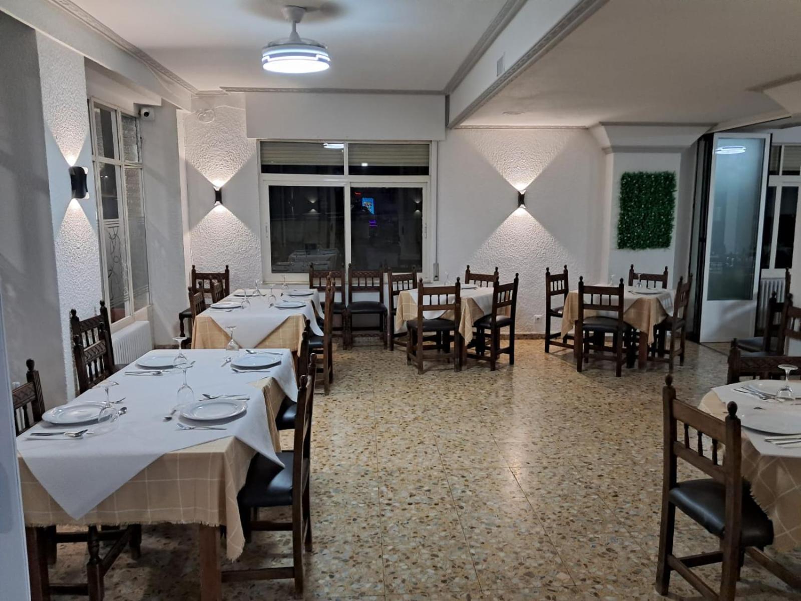 Hostal San Miguel Villalobar Екстер'єр фото