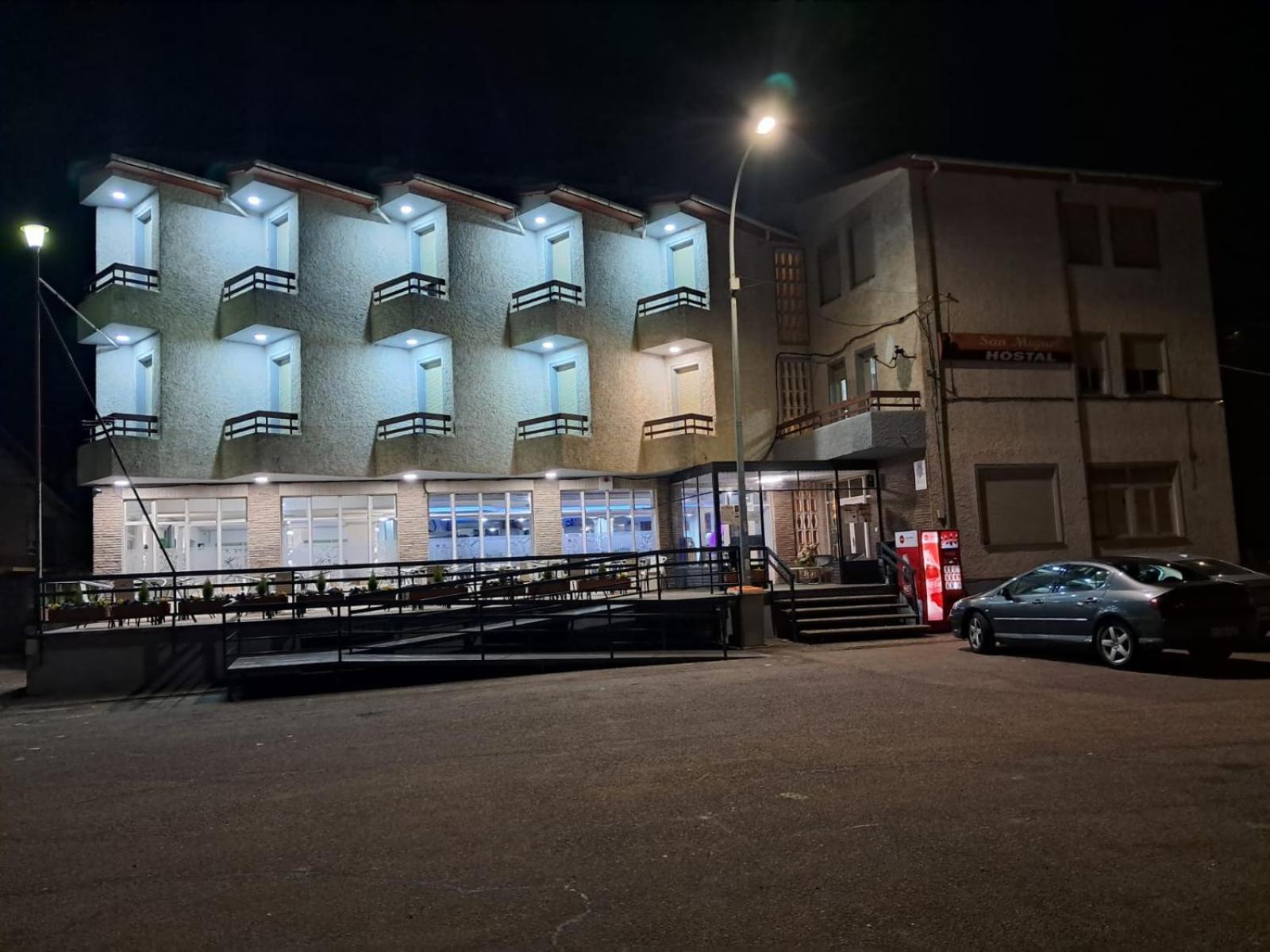 Hostal San Miguel Villalobar Екстер'єр фото