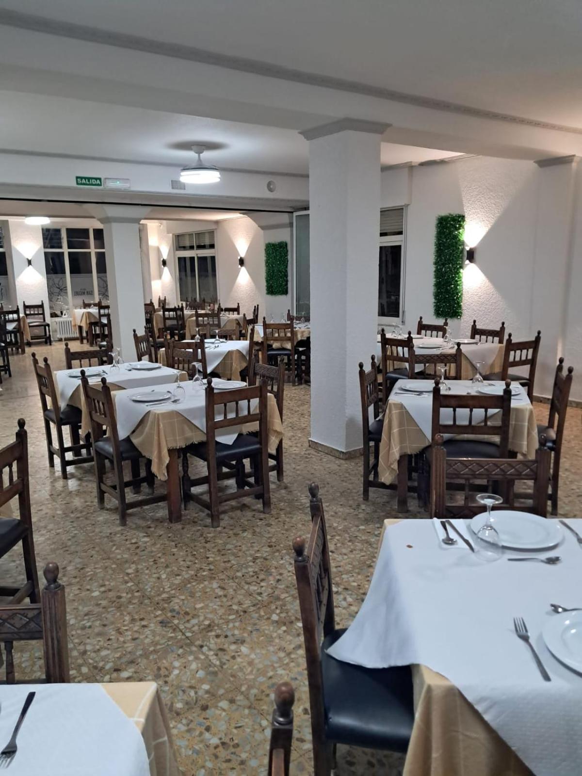 Hostal San Miguel Villalobar Екстер'єр фото