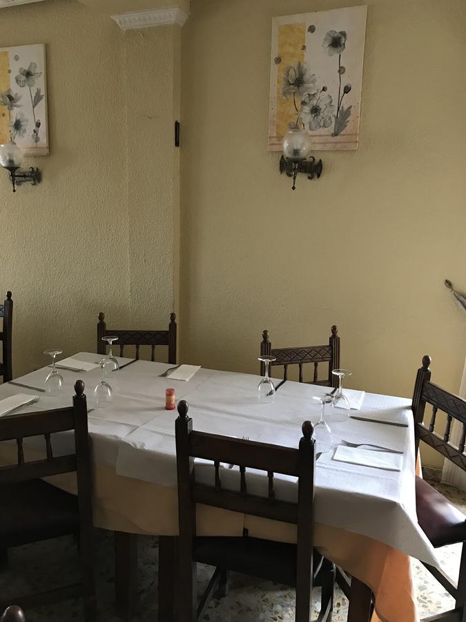 Hostal San Miguel Villalobar Екстер'єр фото