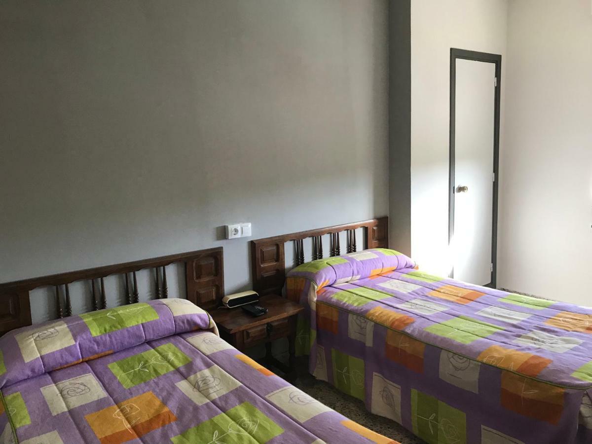 Hostal San Miguel Villalobar Екстер'єр фото